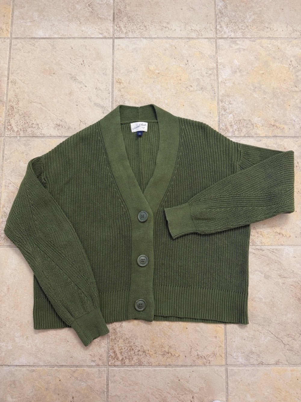 Universal Thread Green Cropped Button Cardigan - Picture 2 of 2